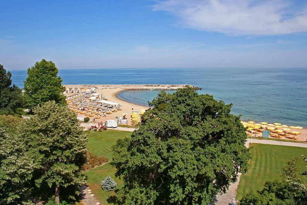 Lotos Hotel, Riviera Holiday Club Golden Sands