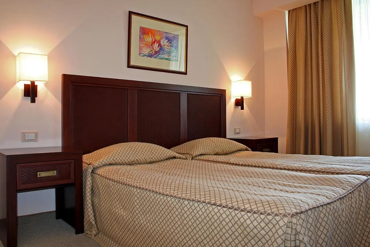 **** Resort Lotos Hotel, Riviera Holiday Club Golden Sands Bulgaria