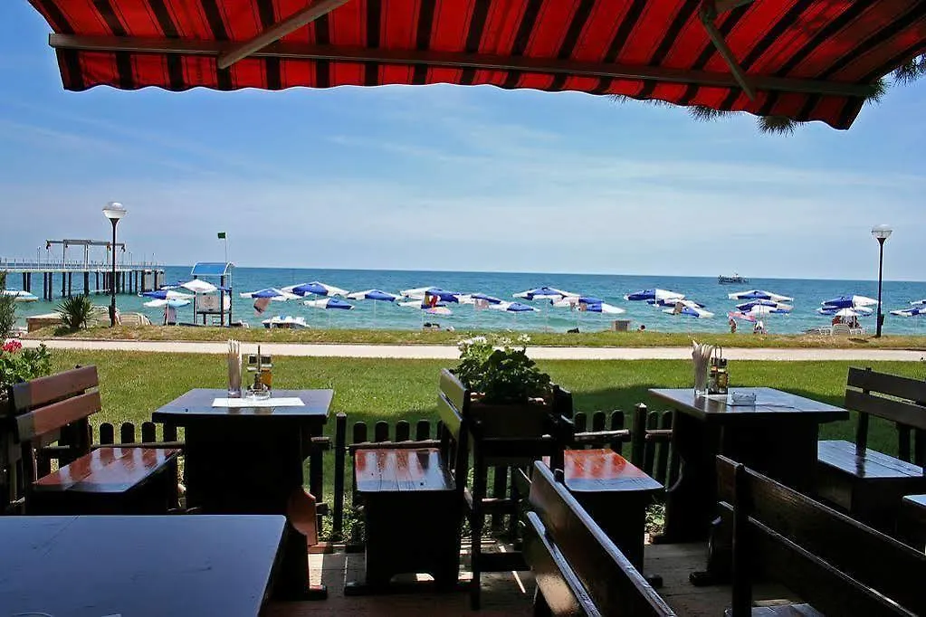Lotos Hotel, Riviera Holiday Club Golden Sands 4*,